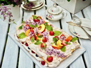 Helppo Britakakku