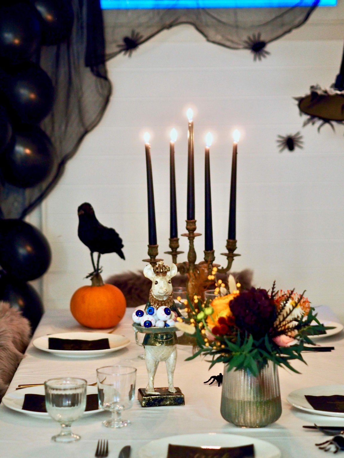 halloween-juhlat-peggyn-pieni-punainen-keittio